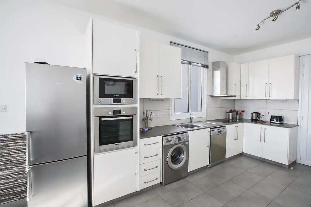 Gorgona Villas Ajía Nápa 0*,  Ciprus