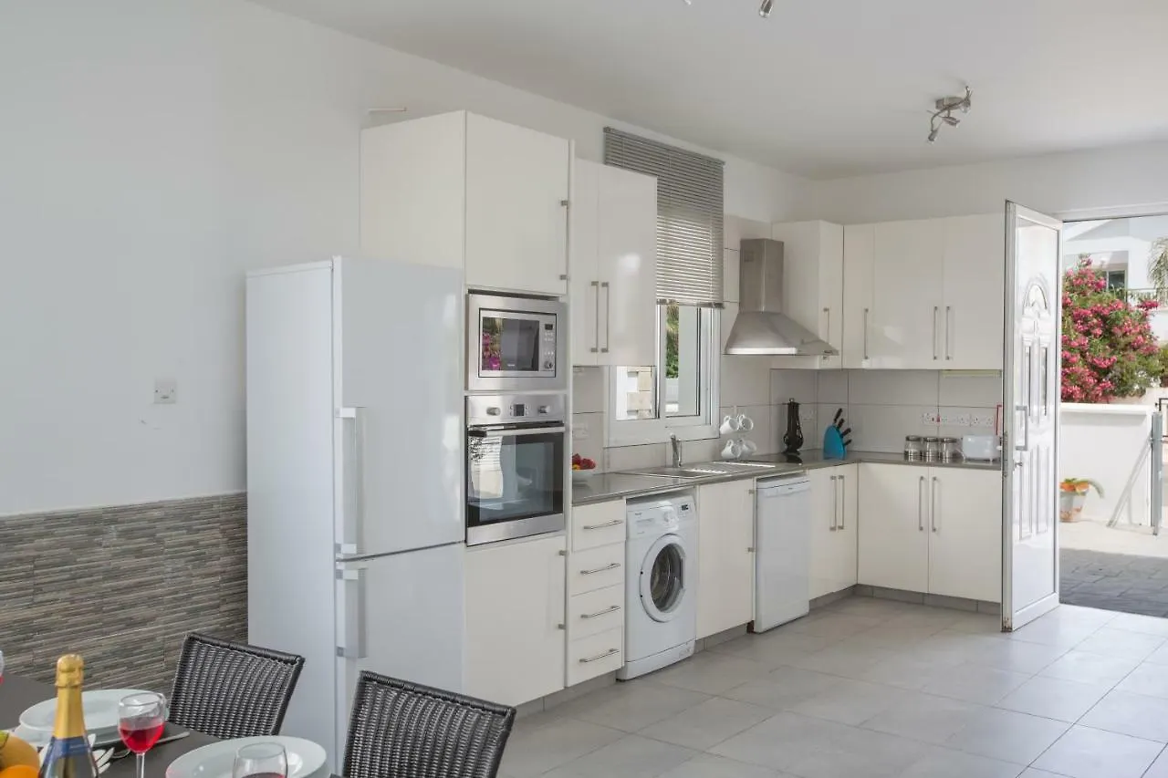 Gorgona Villas Ayia Napa 0*,  Cyprus